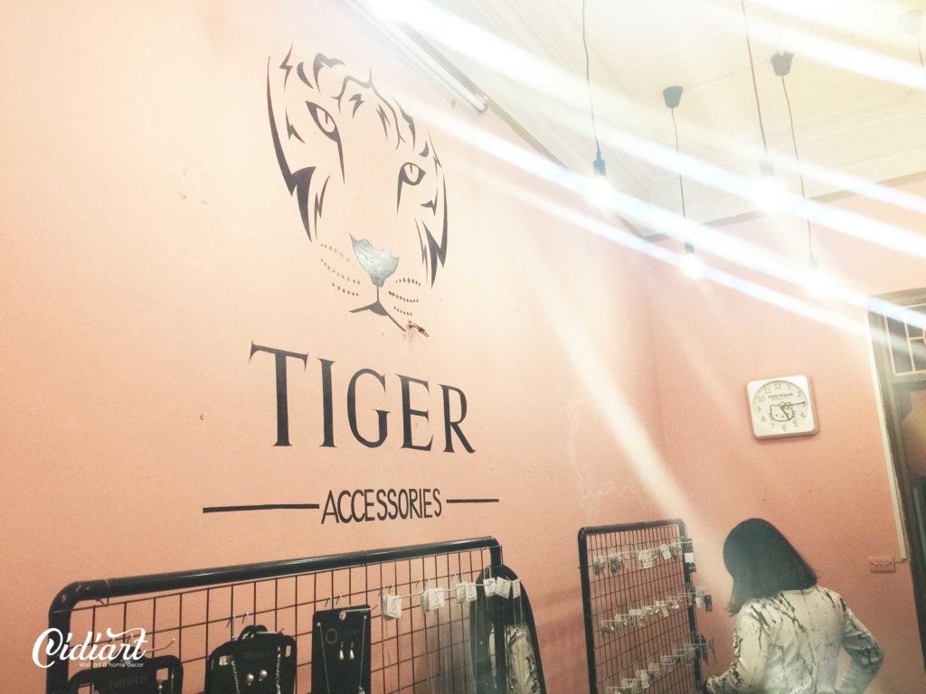 Trang trí shop phụ kiện