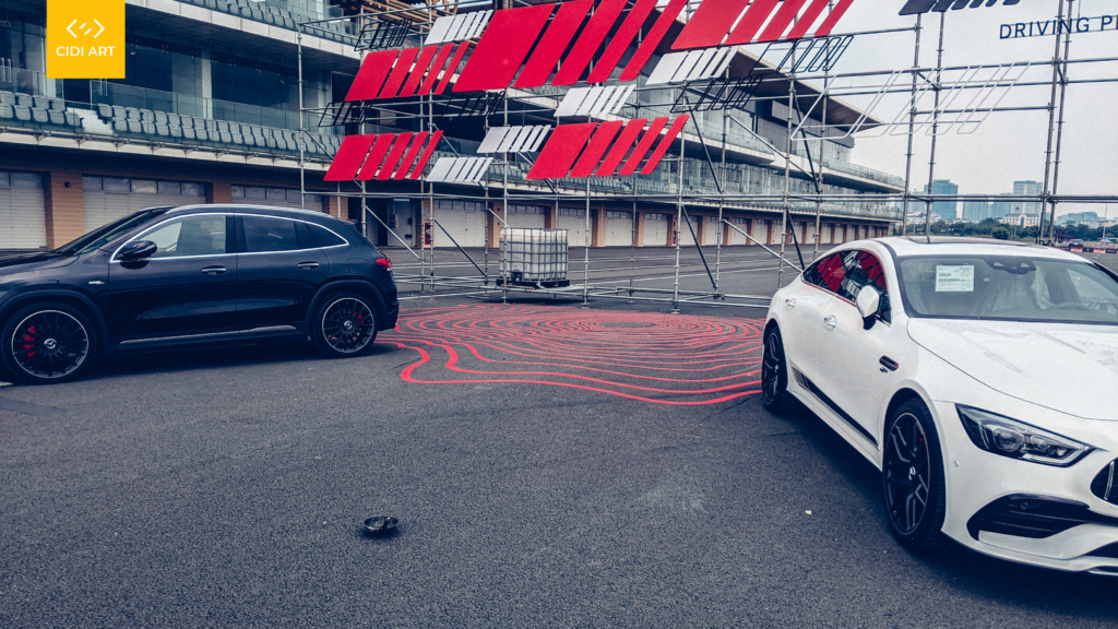 Vẽ tranh trang trí đường đua F1 – Sự kiện Mercedes-Benz tại đường đua F1 Hà Nội