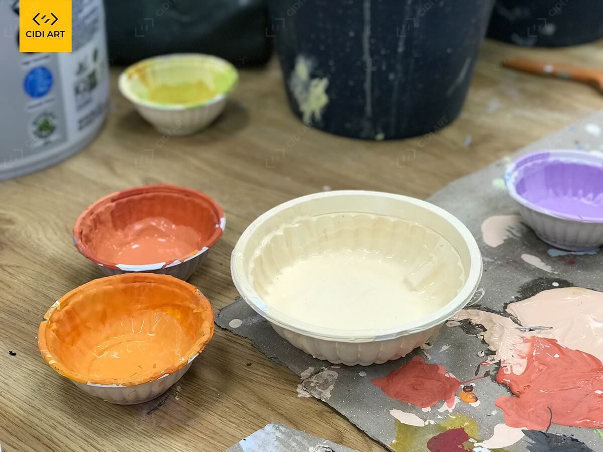 Pha màu Acrylic để vẽ tranh tường